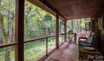 8 Westward Way, Bakersville, NC 28705