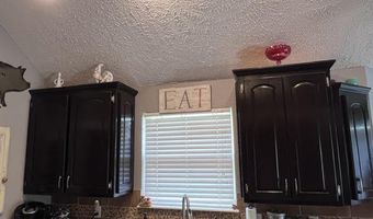 409 Brittany Ct, Aurora, MO 65605