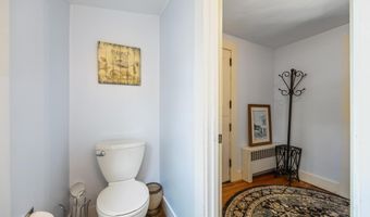75 Ledgelawn Ave, Bar Harbor, ME 04609