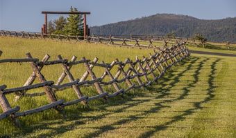 390 Hayrake Ln, Bozeman, MT 59715