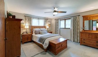 2017 E Chestnut Ave, Arkansas City, KS 67005
