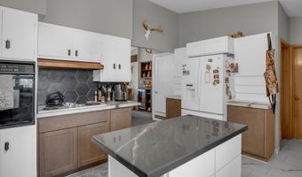 701 W Main St, Arlington, KS 67514