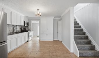 13895 Church Rd, Allenton, MI 48002