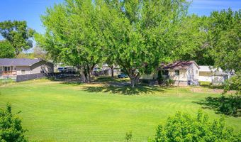101 Abby Ave #B, Benton City, WA 99320
