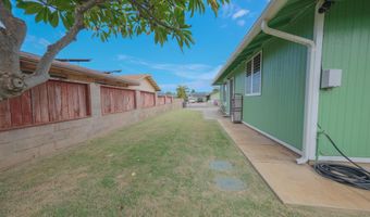 18 Hoomoku Loop, Kahului, HI 96732