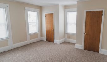 64 Division St, Bangor, ME 04401