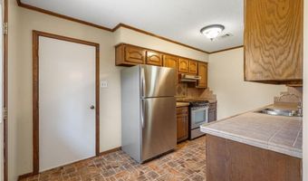 2205 Meadow Ln, Barling, AR 72923