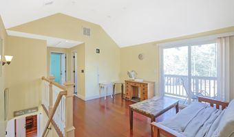 9 Marilyn Rd, Bourne, MA 02532