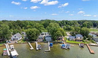 6731 Campau Lake Dr SE, Alto, MI 49302