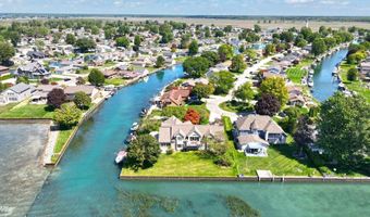 7418 Aqua Isle, Algonac, MI 48001