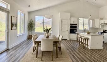 409 Rosewood Dr, Bellevue, ID 83313