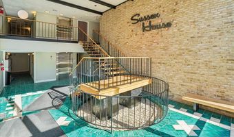 4970 BATTERY Ln 409, Bethesda, MD 20814