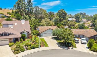 2070 Fuerte Ln, Escondido, CA 92026