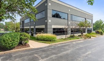 174 Clarkson Rd, Ballwin, MO 63011