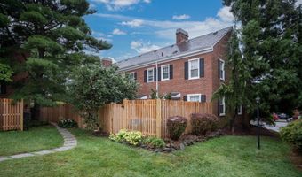2925 S BUCHANAN St 2925, Arlington, VA 22206