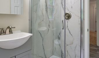 304 South St, Auburn, MA 01501