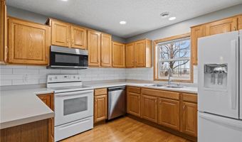 10431 64th Way NE, Albertville, MN 55301