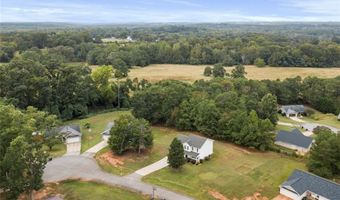 102 Lochenshire Pl, Belton, SC 29627