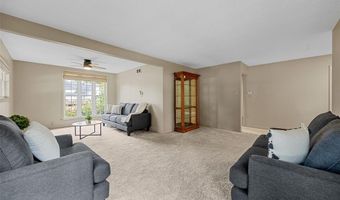 1108 E 3rd St, Anamosa, IA 52205