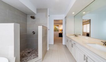 862 HOOLAULEA St, Hilo, HI 96720
