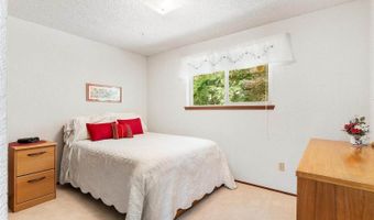 3303 Oregon Pl, Bellingham, WA 98226