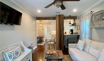 18 Sylvan St, Newport, RI 02840