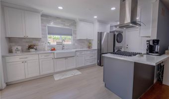 13524 Chase St, Arleta, CA 91331