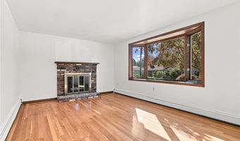 31 Monica Dr, Cumberland, RI 02864