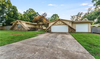 202 Big Tree Dr, Bentonville, AR 72712