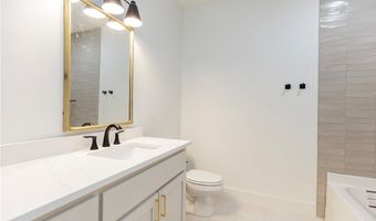 4 Lauder Cir, Bella Vista, AR 72715