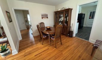 422 E Savannah St, Calhoun Falls, SC 29628