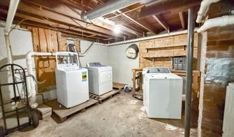 1325 EDISON St, Antigo, WI 54409