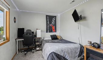1819 NW Lakeside Dr, Ankeny, IA 50023
