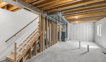 610 Clemens Dr, Arlington, WI 53911