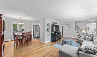 33 Ridgedale Rd, Bethel, CT 06801