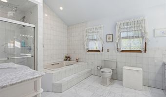 26 Crosswicks Ellisdale Rd, Burlington, NJ 08016
