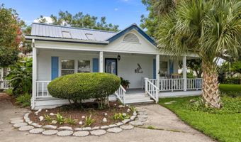 319 Old Causeway Rd, Atlantic Beach, NC 28512