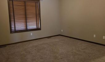 212 S Augusta Ave, Brandon, SD 57005