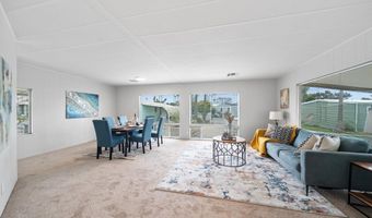 7221 San Luis St, Carlsbad, CA 92011