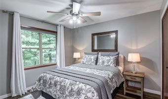 312 Brookshire Ct, Altoona, WI 54720