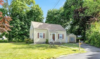 124 Minturn Pl, Bridgeport, CT 06606