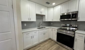 6013 FORTUNE Pl 6013, Apollo Beach, FL 33572