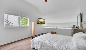 135 Turtle Bay Dr 135, Branford, CT 06405