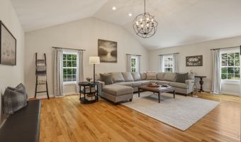 161 Cameron Dr, Bristol, CT 06010