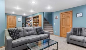 722 Galileo Dr, Madison, WI 53718