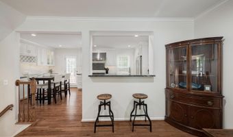 5209 DUNSTABLE Ln, Alexandria, VA 22315