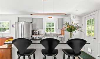 107 Spring Grove Rd, Glocester, RI 02814