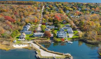 1 Delray Dr, Narragansett, RI 02882