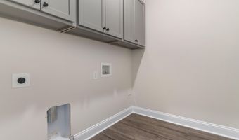 1296 Woodhouse Dr NW, Ash, NC 28420
