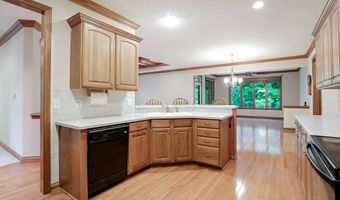 4380 Nottinghill Dr, Avon, IN 46123